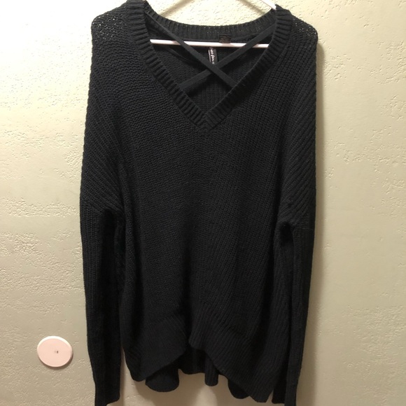 Free for all Size Large Long black sweater - Picture 2 of 4